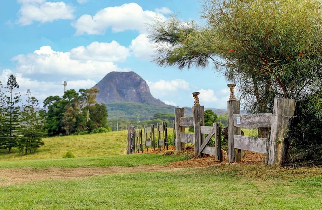 The Lodge at Pinbarren with Mountain Views & Pool
