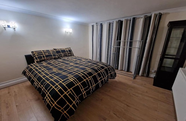 SnoozeDen Chalvey | Double Room