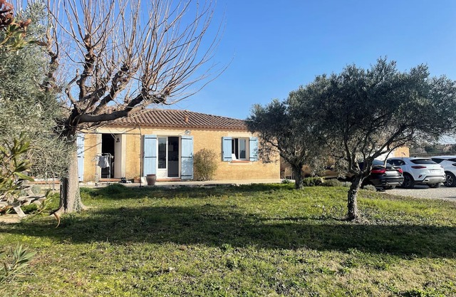 Villa rental with pool in Gigondas and Dentelles de Montmirail
