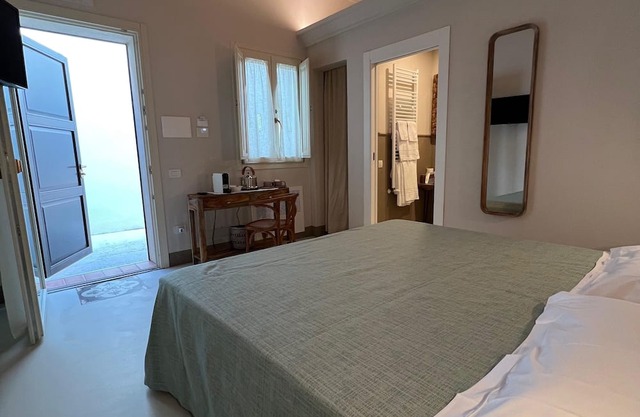 Designer B&B, near the sea and Matera, with outdoor pool, garden and spa