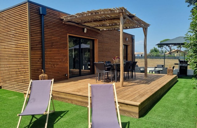 Casa Juliette Wooden house near the village and 5 min from the beach