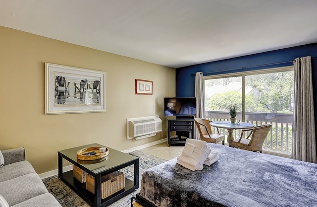 Sunset Rentals- 1687 Bluff Villas