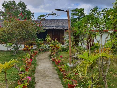 Novelyn's Seaview Villa