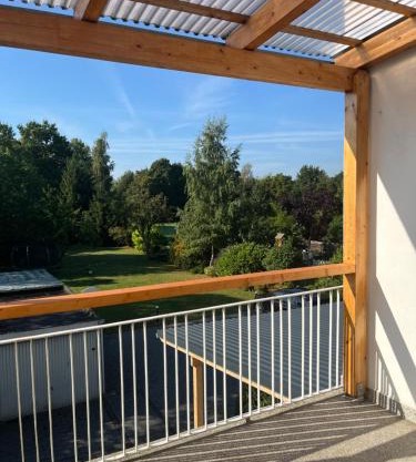 Ferienwohnung mit eigener Terrasse, Grill und Ausblick in die Natur