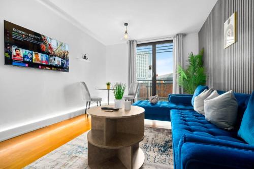 Stylish City Centre Apartment - Secure Parking - Balcony - Arcadian - Chinatown - 43A