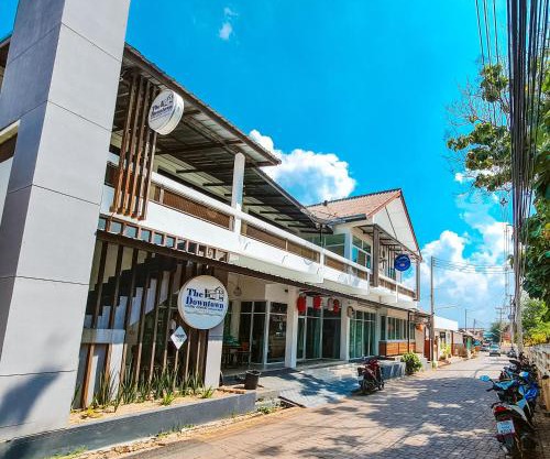Downtown Kohlarn Resort