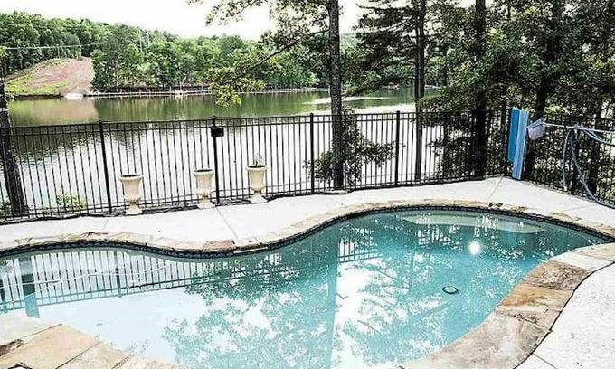 Wedowee House | Lake Wedowee Paradise, Lake front & Private pool!