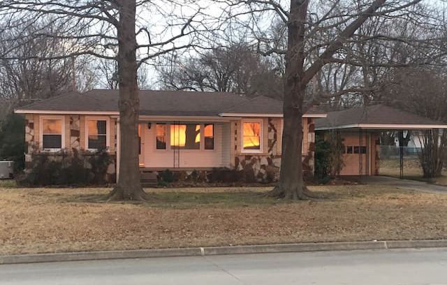 McAlester House | The Giraffe House