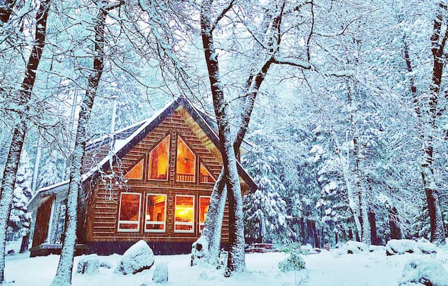 Shingletown Cabin | Cozy Log Cabin on 3 acres by Lassen National Park