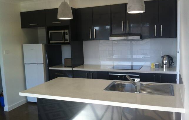 Newtown Apartment | 25 Villamanta St apartments with free Wi-Fi