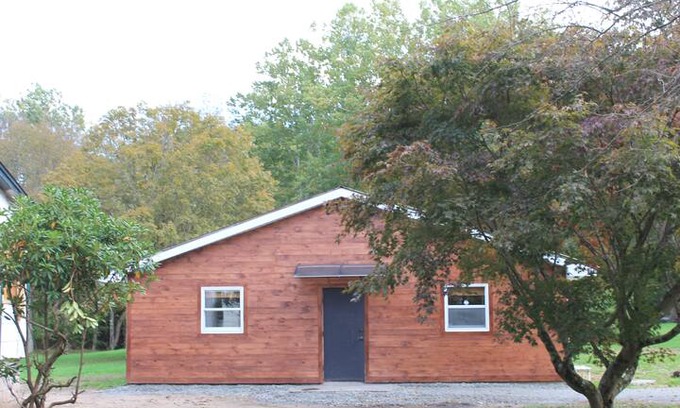 Equinunk House | The Lodge @ Soaring Eagle Camp, A Nature Retreat