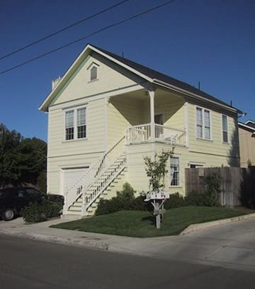 St. Helena House | The Dollhouse in Saint Helena