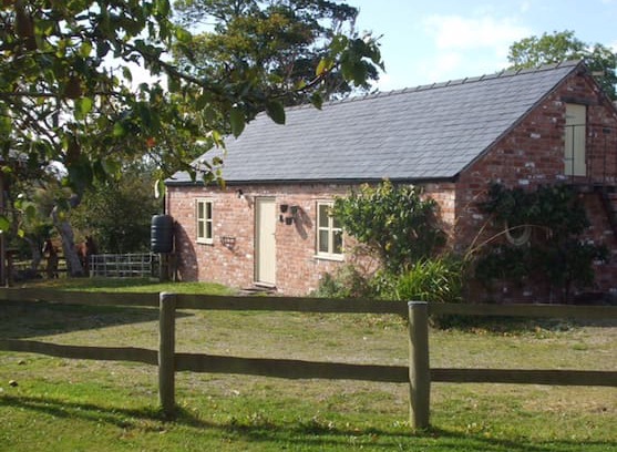 Overton-on-dee Cabin | Little Pentre Barn, woodburner, lovely views/pubs.