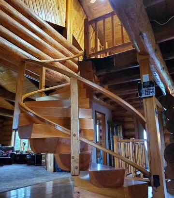 Covington Cabin | Rustic Northern Cabin in Michigan's Beautiful UP!