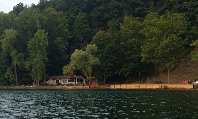 Naples Cabin | Canandaigua lake - Heron Cove Sanctuary