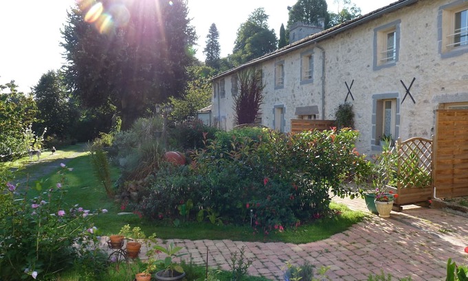 Mauleon Cottage | Gites of 3 apples1 to 20min puy du fou