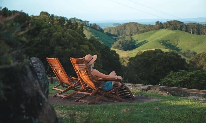 Cooran Cottage | The Melbourne Tram- Noosa Hinterland Farm Stay & Nature Retreat