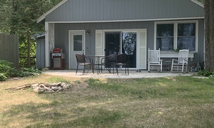 Gills Rock Cottage | Waterfront 1 bedroom and loft cottage with small private pier on Garrett Bay