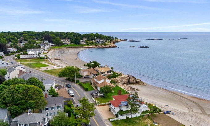 Swampscott Apartment | Coastal Charm Lobster Ch Teau