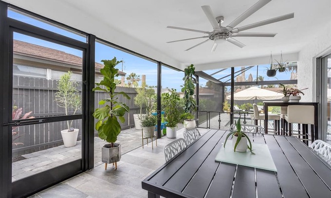 Naples Park House | North Naples Beach Retreat w/Prvt Pool!