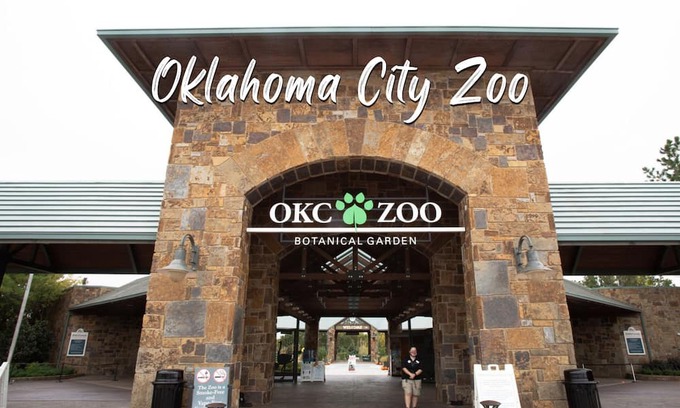 Central Oklahoma City Apartment | This guest suite is a 3 bedroom(s), 2 bathrooms, located in Oklahoma City, OK.