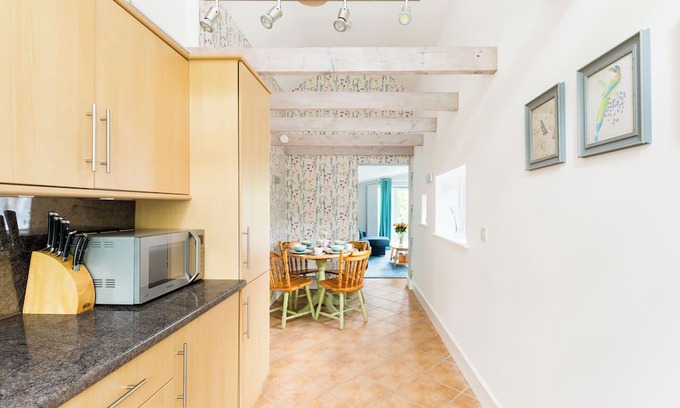 Wickhamford Cottage | Orchard Dene Cottage. Rural idyll in the north Cotswolds