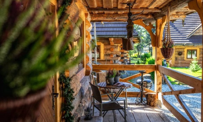 Zakopane Ski Chalet | Mountain Shelter Two-Bedroom Chalet in Zakopane 1