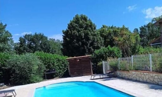 Caraman House | Grande Maison a la Campagne sur Grand Terrain Avec Grande Piscine