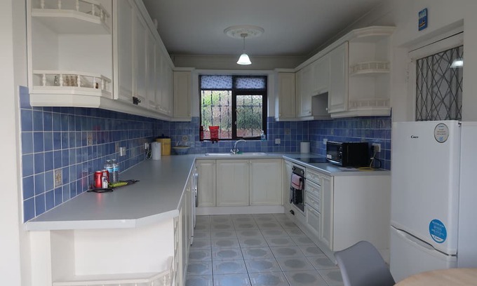 Westcliff-on-Sea House | House In Chalkwell (Southend) Amazing Sea Views