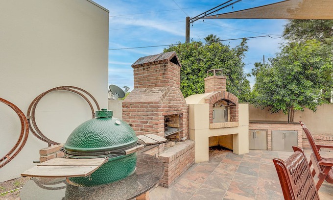 McAllen House | Stylish McAllen Townhome w/ Private Pool & BBQ Pit