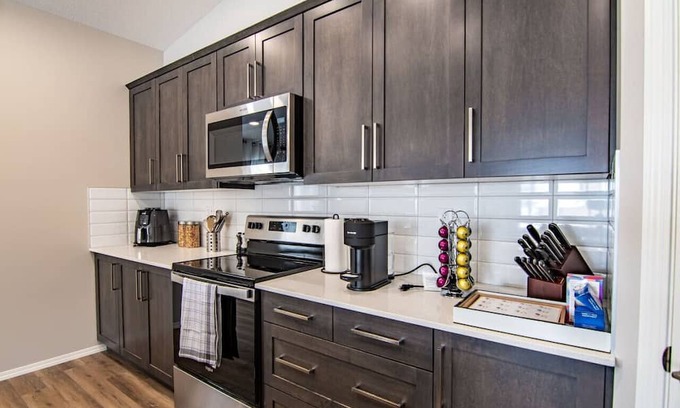 Red Deer House | Rocky Mountain House