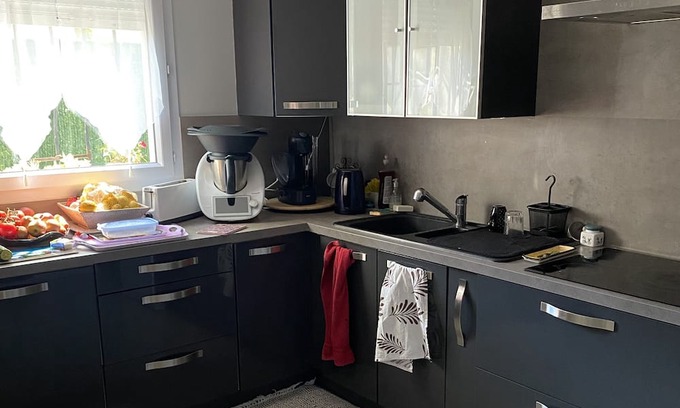 Montfavet House | Maison au Calme Dans Résidence Proche du Festival