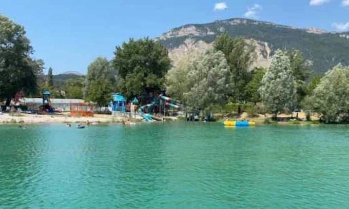 Chatillon-en-Diois House | Camping 3 étoiles - Piscine - eeeaca