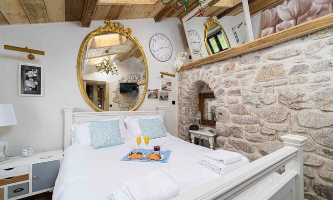 St Ives House | Rural hideaway near St Ives with sea views
