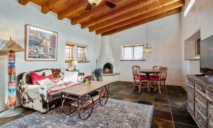 Downtown Santa Fe House | Casa Wren | 1 Bed, 1 Bath