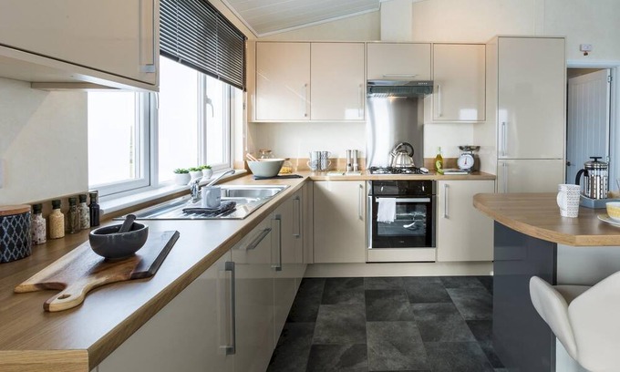 King's Lynn Apartment | Three Bedroom Lodge 9