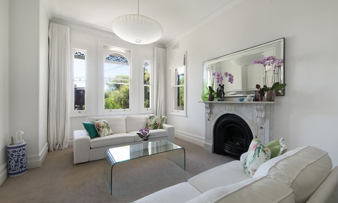 Bronte House | Bronte Breezes - Beautiful Family Home