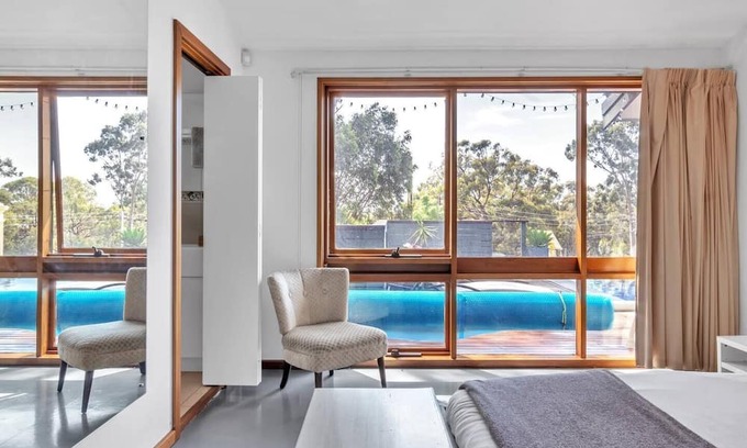 Burnside House | Natures Edge A Parkland Escape for Families