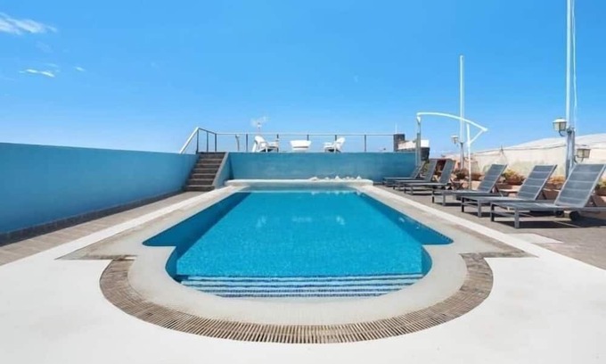 Playa San Juan Villa | House for couples with communal pool