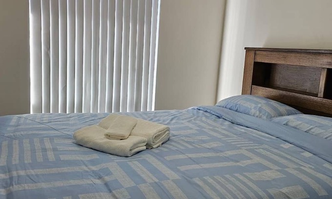 Byford House | Comfortable Getaway for Families & Groups