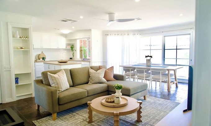 Strathdale House | Harley Grove - Renovated home in Bendigo