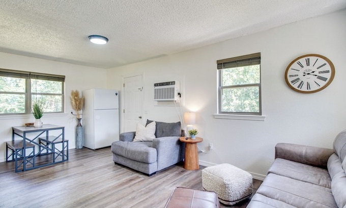 Sallisaw House | < 1 Mi to Cherokee Casino Sallisaw! Home Near I-40