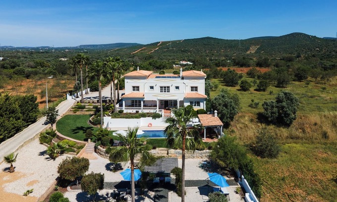 Cerro Grande Villa | Perfect for a relaxing holiday in the Algarve.