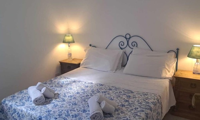 Tropea House | Holiday Home 'Litto 1' with Private Terrace, Wi-Fi and Air Conditioning