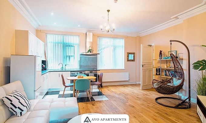 Sheffield Apartment | 1-BR | Near City Centre and Transport by AVO