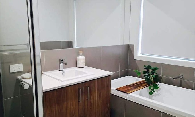 Nagambie House | Modern Comfort in the Heart of Nagambie