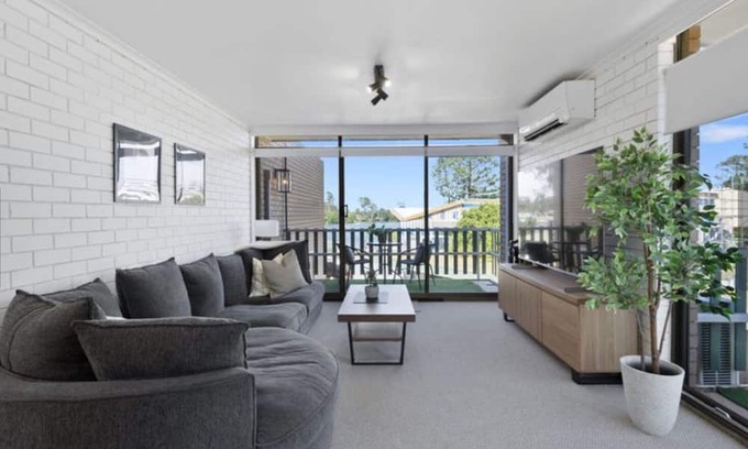 Nagambie House | Waterfront Living in the Heart of Nagambie