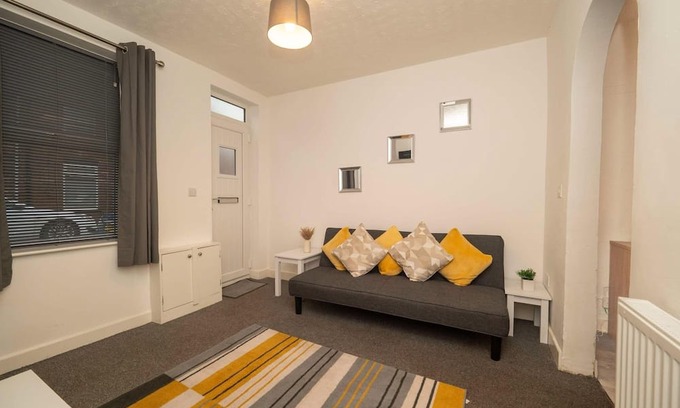 North Wheatley House | 3 Bed House | Sleeps 6 | Fast Wifi