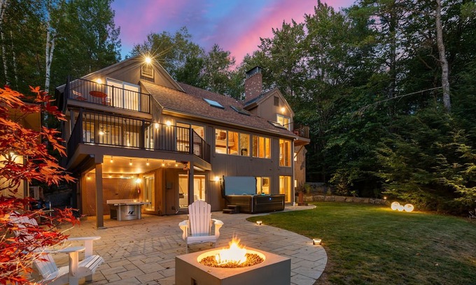 Grantham Ski Chalet | Luxury retreat in Eastman community near mount Sunapee, Dartmouth College.