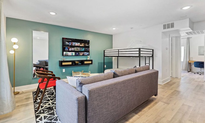 Old East Dallas Apartment | 1st floor apartment near Downtown Dallas with free parking.